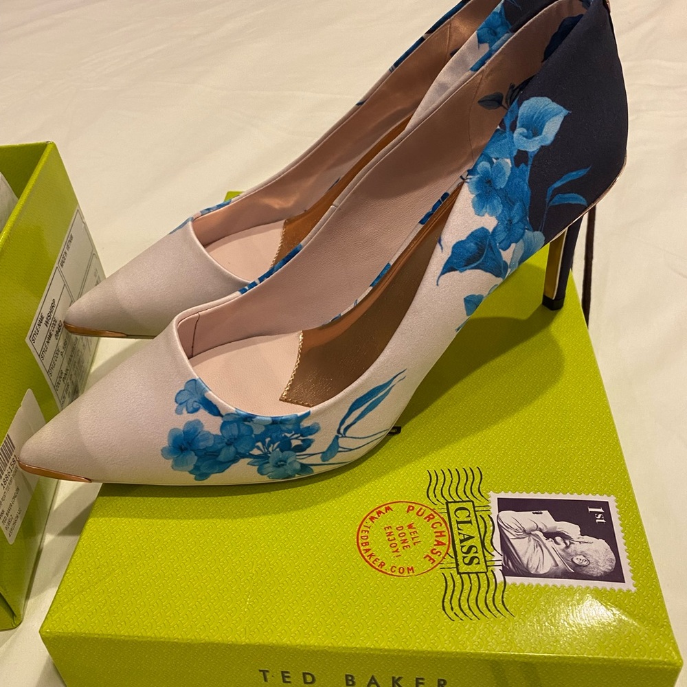 Ted Baker Blue and Cream Artistic Heels